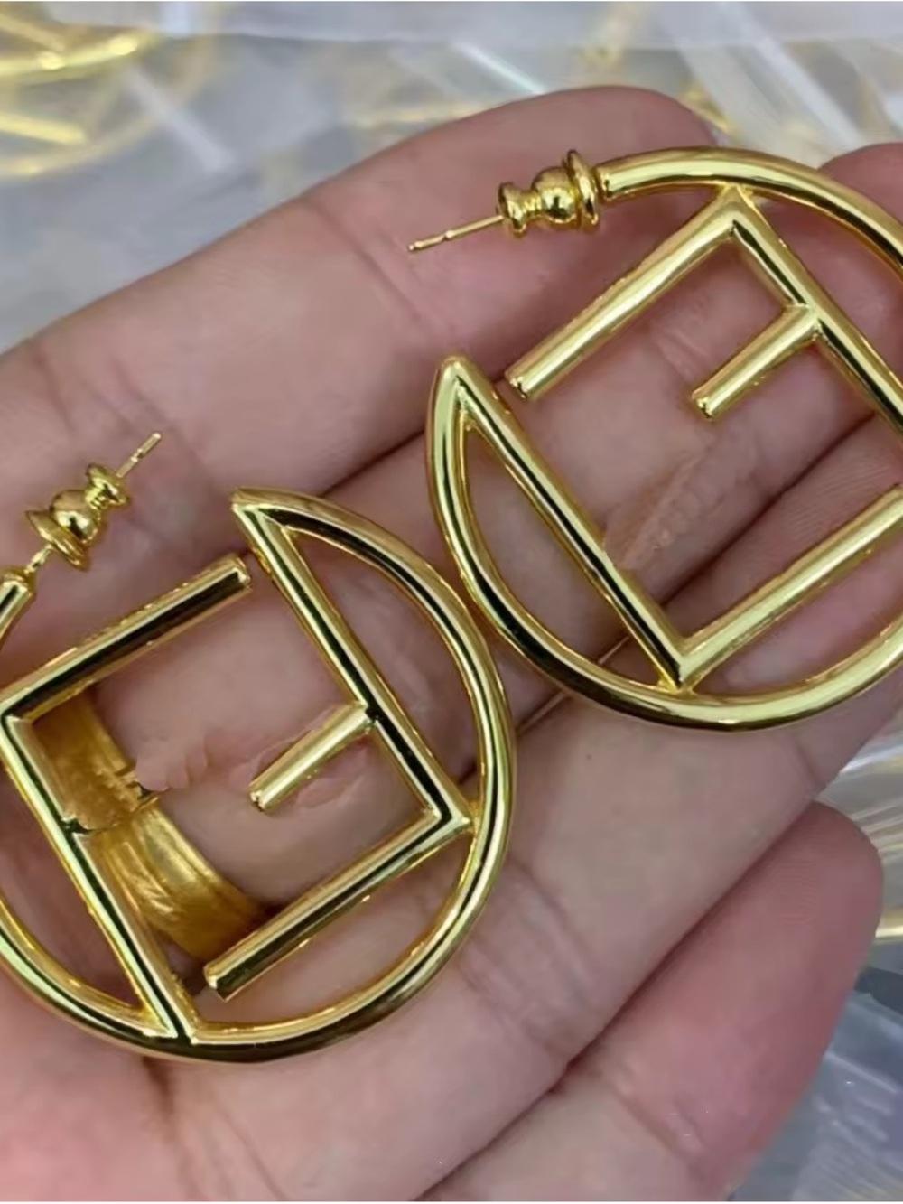 Petite Hoop Earrings FF 18K  Gold Plate  1 inch Round Hoops A+ quality perfect/S